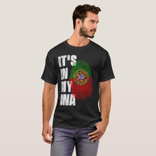 ES IST IN MEINER DNA, Portugal Flag T-Shirt (Vorne ganz)