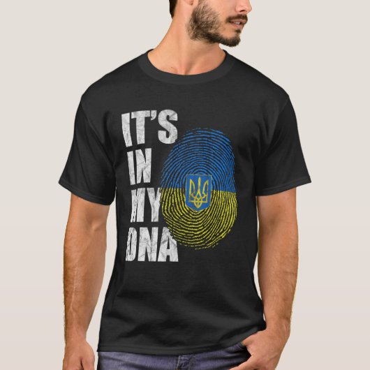 Es ist in meiner DNA Ukrainische Geschenke Vyshyva T-Shirt (Vorderseite)
