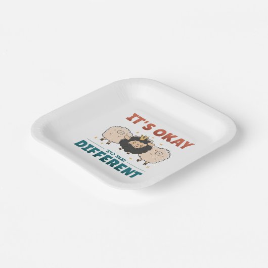 Es ist in Ordnung, anders eingeladen zu sein Pappteller (Gewinkelt)