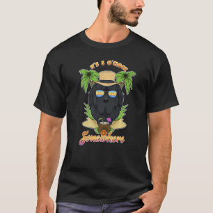Es ist irgendwo 5 Uhr Newfoundland trinken T-Shirt