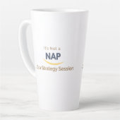 Es ist kein Nickerchen, es ist eine Strategiesitzu Milchtasse (Linke Ecke)