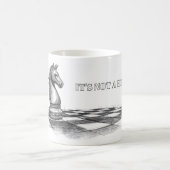 Es ist kein pferdisches Schachspiel für Schach Kaffeetasse (Mittel)