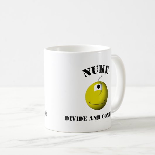 Es ist Kernwaffe! Kaffeetasse (VorderseiteRechts)