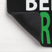 ES IST LEICHT, GRÜN ZU SEIN MOUSEPAD (Ecke)