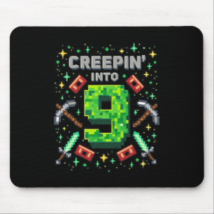 Es ist mein 9. Geburtstag, Junge Gamer schleichen Mousepad