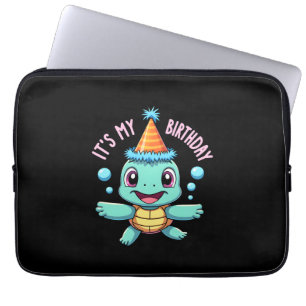 Es ist mein Geburtstag Süße Meeresschildkröte Ozea Laptopschutzhülle