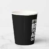 Es ist merkwürdig, das gleiche Alter wie alte Mens Pappbecher (Rechts)