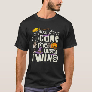 Es ist mir egal, dass ich zwei 2-Tochter-Mama-Chr T-Shirt