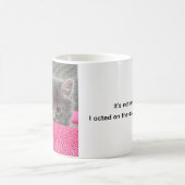 Es ist nicht meine Schuld. Bürohumor. Katzen-Kaffe Kaffeetasse (Mittel)