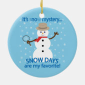 Es ist NOw Mystery Detective Snowman Blue Keramik Ornament (Hinten)
