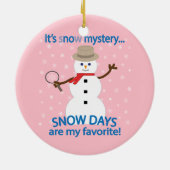 Es ist NOw Mystery Detective Snowman Pink Keramik Ornament (Hinten)