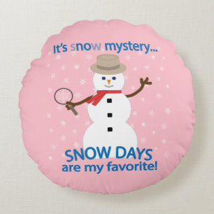 Es ist NOw Mystery Detective Snowman Pink Rundes Kissen