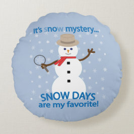 Es ist NOw Mystery Detective Snowman Rundes Kissen