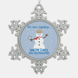 Es ist NOw Mystery Detective Snowman Schneeflocken Zinn-Ornament