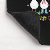 Es ist okay, anders zu sein, dummer Gans Autismus Mousepad (Ecke)