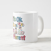 Es ist okay, anders zu sein Jumbo-Tasse (Vorderseite Rechts)