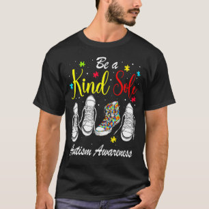 Es ist okay anders zu sein Sei eine freundliche Se T-Shirt