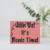 Es ist Picnic Time! Rotes Tischtuch mit Anten Einladungspostkarte (Stehend Vorderseite)