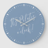 Es ist Pilates O' Clock Fun Blue Script Workout Ti