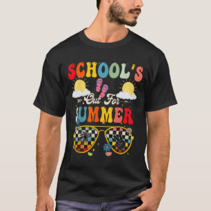 Es ist Sommerpause, aber Mittag Lady letzten Schul T-Shirt
