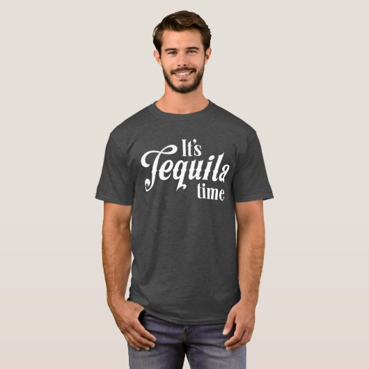 Es ist trinkender Spaß der Tequilazeit T-Shirt (Vorne ganz)
