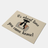 Es ist über Zeit wartete Hundefußmatte Fußmatte (Schrägansicht)