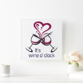 Es ist Wein oder Uhr (Zuhause)