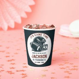 Es ist Zeit für das Spiel! Fußball-Geburtstagskind Pappbecher