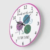 Es ist Zeit zum Strick - rosa Grenze - personalisi Große Wanduhr (Winkel)
