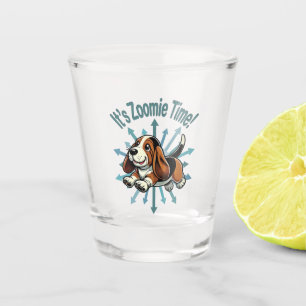 Es ist Zoomie Time Basset Hound Schnapsglas