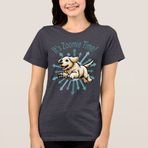 Es ist Zoomie Time Golden Labrador Tri-Blend Shirt