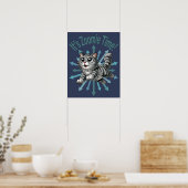 Es ist Zoomie Time Gray Tabby Cat Poster (Küche)