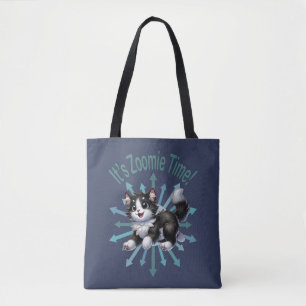 Es ist Zoomie Time Niedlich Black & White Cat Tasche