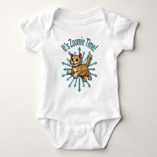 Es ist Zoomie-Zeit Tigerkatze Baby Strampler