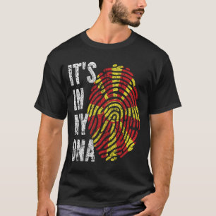 ES LIEGT IN MEINER DNA Nordmazedonien-Flagge Männe T-Shirt