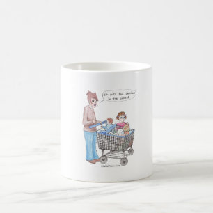 Es setzt das Huhn in den Korb ein Kaffeetasse