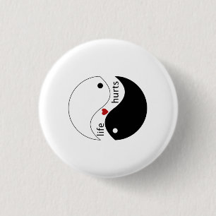 Es tut weh, wenn man liebt, Yin Yang, Lebensmotto Button
