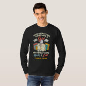 Es war einmal ein Mädchen, das Bücher liebte T-Shirt (Vorne ganz)