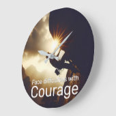 Es werden Schwierigkeiten mit mutigem Erfolg folge Große Wanduhr (Winkel)