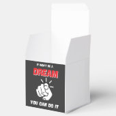 ES WIRD KEIN TRAUM SEIN, DASS MAN ES AM BESTEN NEU GESCHENKSCHACHTEL (Geöffnet)