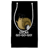 Escar-go-go Funny French Snail Pun Dark BG Kleine Geschenktüte (Vorderseite)