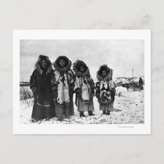 Eskimo Women in Alaska Fotografie Postkarte (Vorderseite)