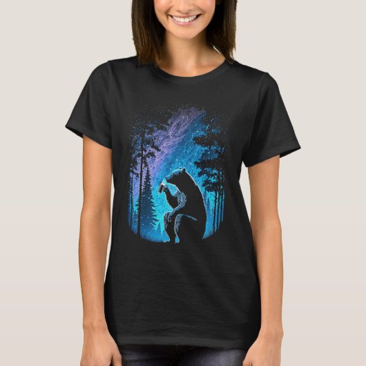Esoteric Bear drinking Beer Night Forest T-Shirt (Vorderseite)