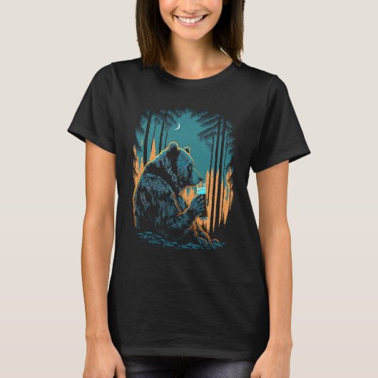 Esoteric Bear drinking Beer Night Forest T-Shirt (Vorderseite)