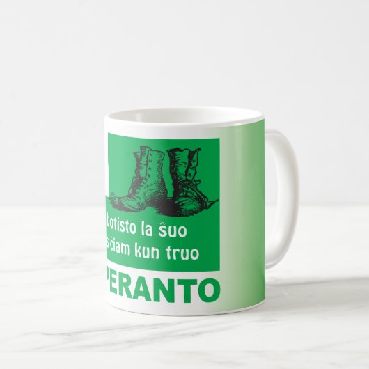Esperanto/Ĉe botisto La ŝuo estas ĉiam kun truo, Kaffeetasse (VorderseiteRechts)