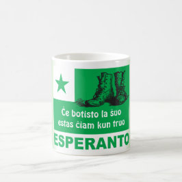 Esperanto/Ĉe botisto La ŝuo estas ĉiam kun truo, Kaffeetasse