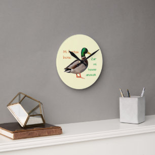 Esperanto: Mir geht es gut, weil ich eine Ente hab Runde Wanduhr