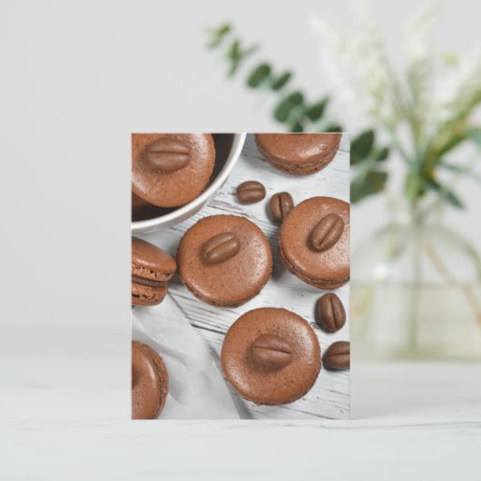 Espresso-Kaffeebauche Macarons Postkarte (Stehend Vorderseite)