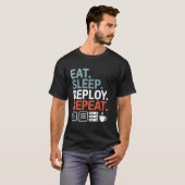 Essen Schlafen Deploy Wiederholen Lustig DevOps Pr T-Shirt (Vorne ganz)