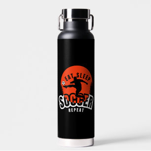 essen schlafen Fußball wiederholen Trinkflasche
